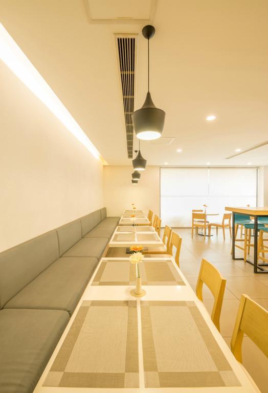 Hanting Hotel Luoyang Wanda Bagian luar foto