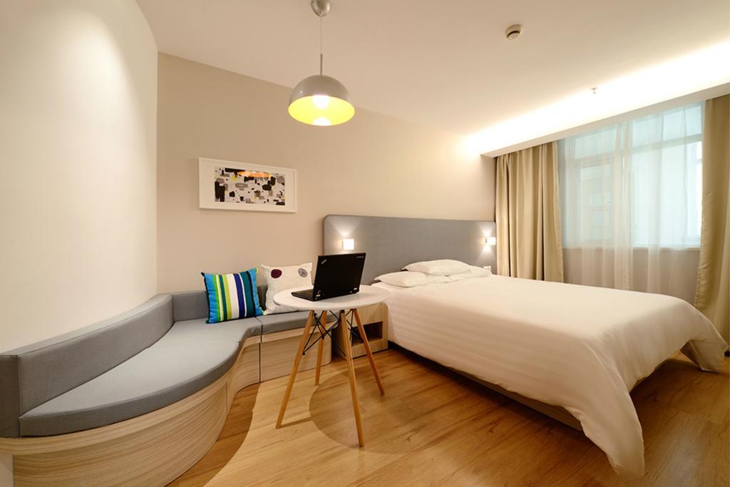 Hanting Hotel Luoyang Wanda Bagian luar foto