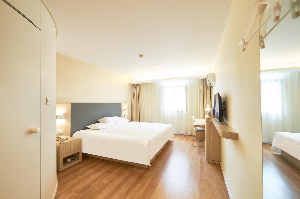 Hanting Hotel Luoyang Wanda Bagian luar foto